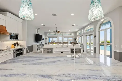 2051 SE Riverside Drive Stuart FL 34996