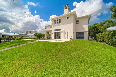 32 SW Riverway Boulevard Palm City FL 34990