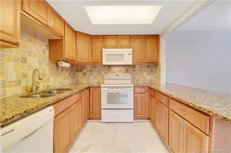 3836 SE Jefferson Street Stuart FL 34997