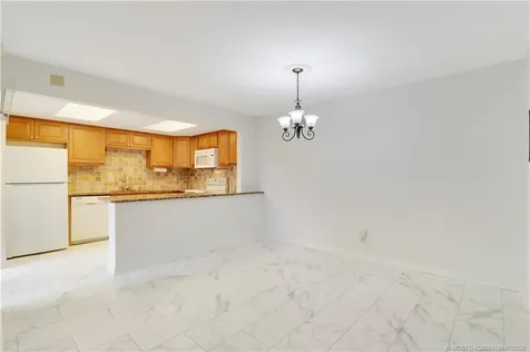 3836 SE Jefferson Street Stuart FL 34997