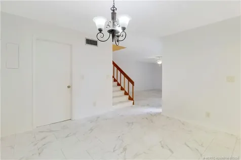 3836 SE Jefferson Street Stuart FL 34997