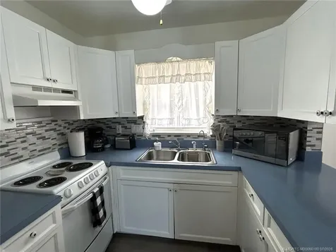 1154 Nettles Boulevard Jensen Beach FL 34957
