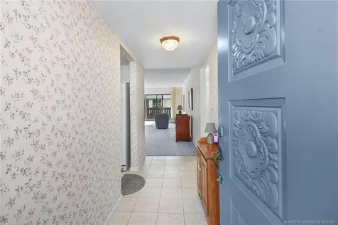 175 SE Saint Lucie Boulevard Stuart FL 34996
