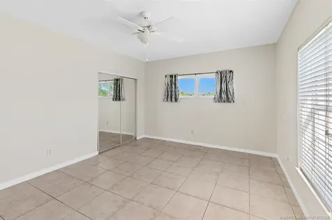 2127 SE Wild Meadow Circle Port St Lucie FL 34952