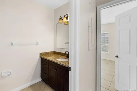 2127 SE Wild Meadow Circle Port St Lucie FL 34952