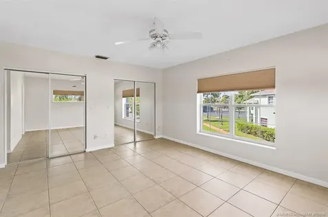 2127 SE Wild Meadow Circle Port St Lucie FL 34952