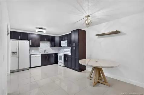 5708 SE Windsong Lane Stuart FL 34997