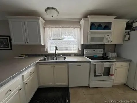 6120 Holly Lane Lantana FL 33462