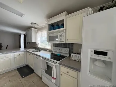 6120 Holly Lane Lantana FL 33462
