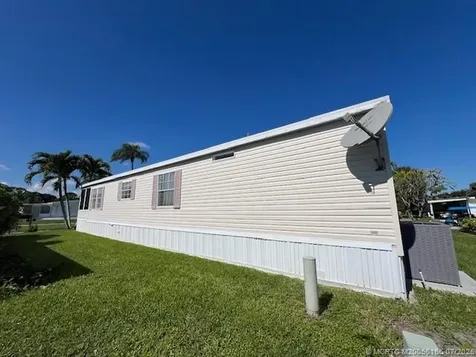 6120 Holly Lane Lantana FL 33462