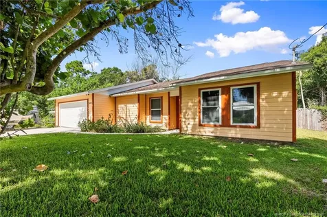 5403 Palm Drive Fort Pierce FL 34982