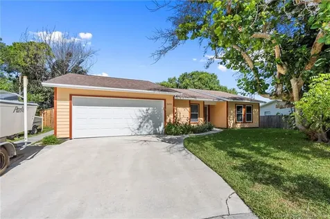 5403 Palm Drive Fort Pierce FL 34982