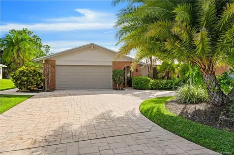 1310 NW Lakeside Trail Stuart FL 34994