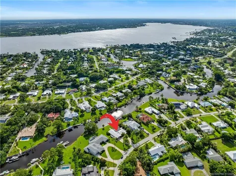 1310 NW Lakeside Trail Stuart FL 34994