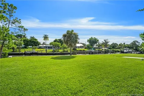 1310 NW Lakeside Trail Stuart FL 34994