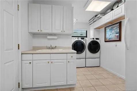 1310 NW Lakeside Trail Stuart FL 34994