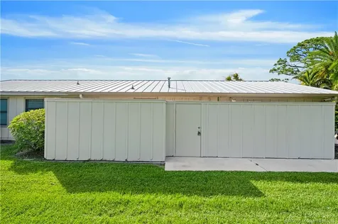 1310 NW Lakeside Trail Stuart FL 34994