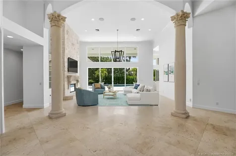 6841 SE Harbor Circle Hutchinson Island FL 34996