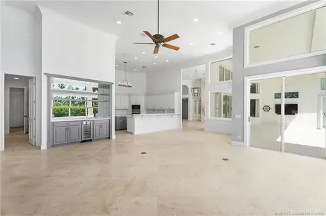 6841 SE Harbor Circle Hutchinson Island FL 34996