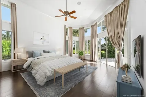 6841 SE Harbor Circle Hutchinson Island FL 34996
