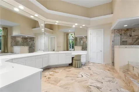 6841 SE Harbor Circle Hutchinson Island FL 34996