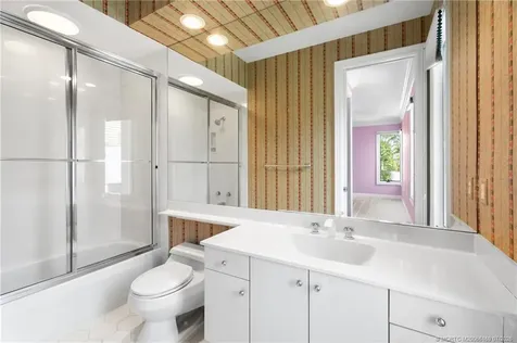 6841 SE Harbor Circle Hutchinson Island FL 34996