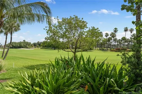 6841 SE Harbor Circle Hutchinson Island FL 34996