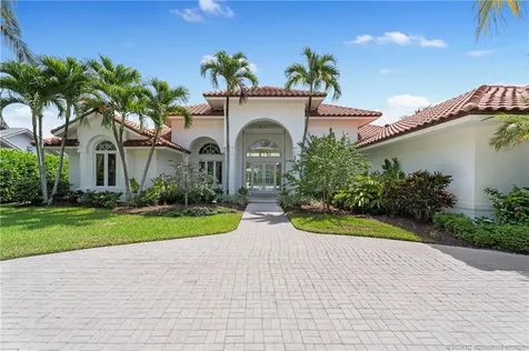 6841 SE Harbor Circle Hutchinson Island FL 34996