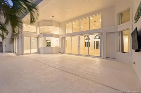 6841 SE Harbor Circle Hutchinson Island FL 34996