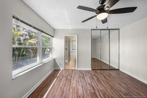 2905 SW Lakemont Place Palm City FL 34990