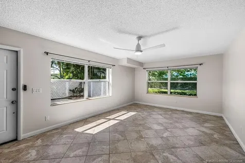 2905 SW Lakemont Place Palm City FL 34990