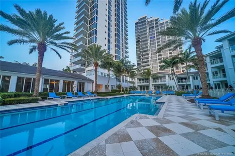 104 Water Club N North Palm Beach FL 33408