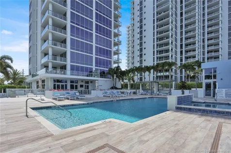 104 Water Club N North Palm Beach FL 33408