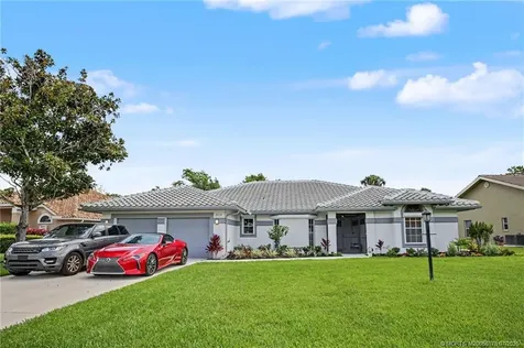 4618 Ashton Court Naples FL 34112