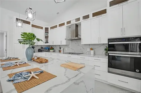 4618 Ashton Court Naples FL 34112