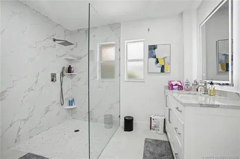4618 Ashton Court Naples FL 34112