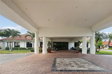 4618 Ashton Court Naples FL 34112
