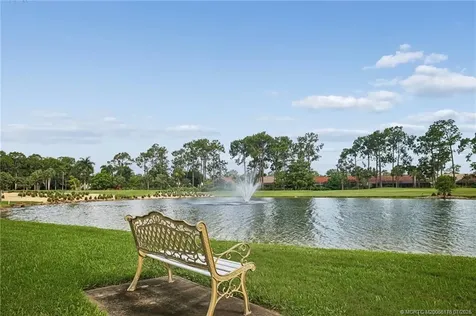 4618 Ashton Court Naples FL 34112