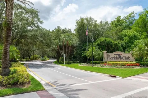 1313 SW Balmoral Trace Stuart FL 34997