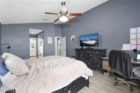 1015 SE Westminster Place Stuart FL 34997