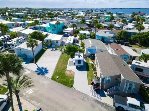 10725 S Ocean Drive Jensen Beach FL 34957