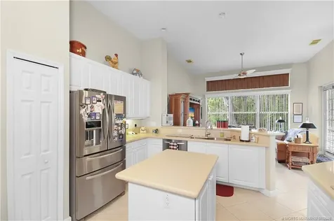 575 SW Romora Port St Lucie FL 34986