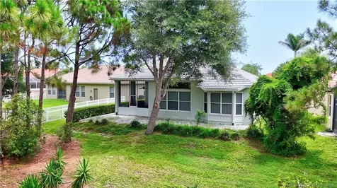 575 SW Romora Port St Lucie FL 34986