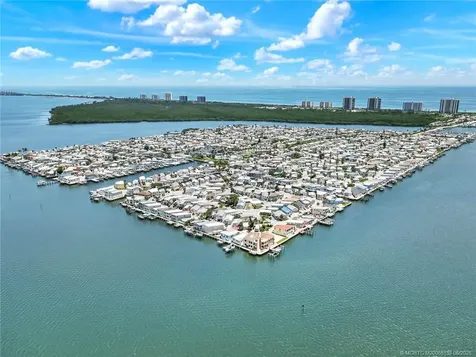 997 Nettles Boulevard Jensen Beach FL 34957