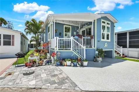 997 Nettles Boulevard Jensen Beach FL 34957