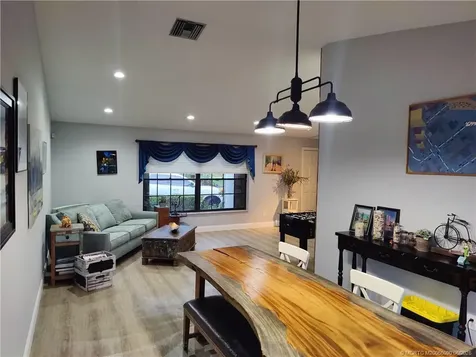 9780 NW 10th Street Plantation FL 33322