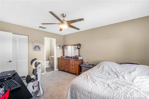191 SE Village Drive Port St Lucie FL 34952