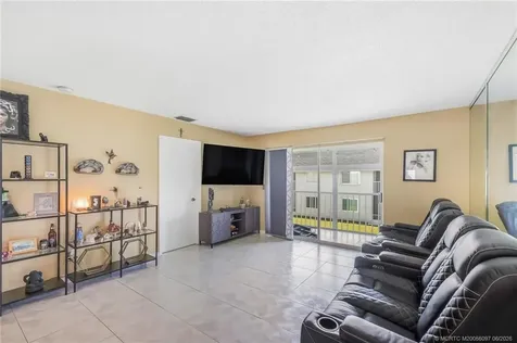 191 SE Village Drive Port St Lucie FL 34952