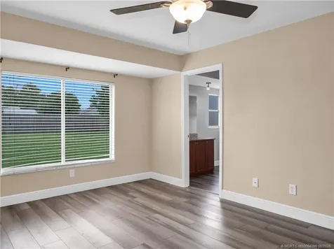 1862 SE Rainier Road Port St Lucie FL 34952