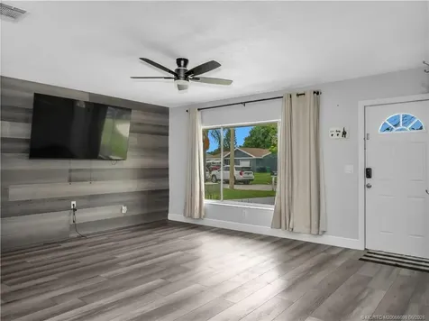 1862 SE Rainier Road Port St Lucie FL 34952